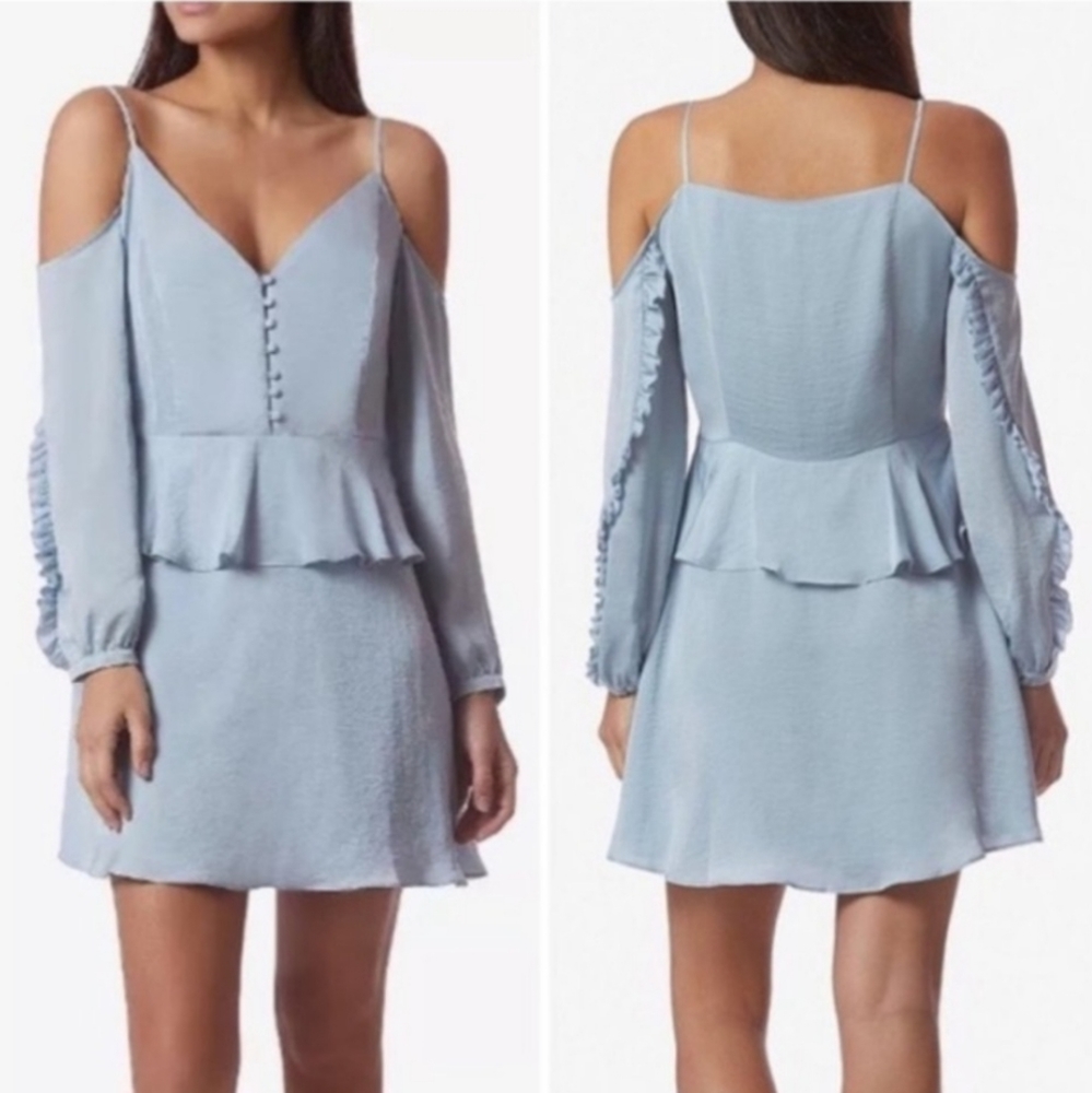 Avec Les Filles Cold Shoulder Button Front Dress in Robin Eggs Blue
